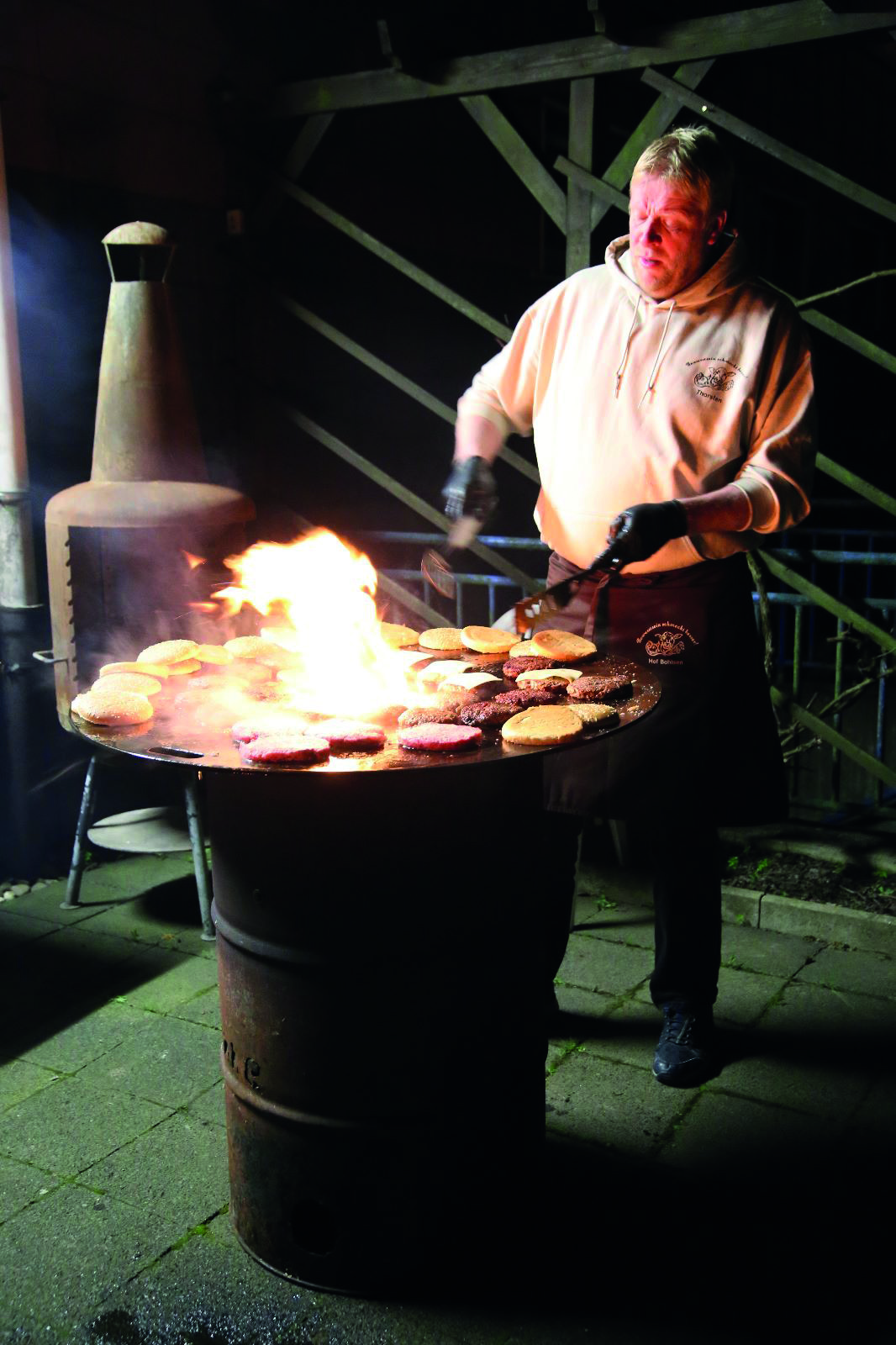 Thorsten am Grill